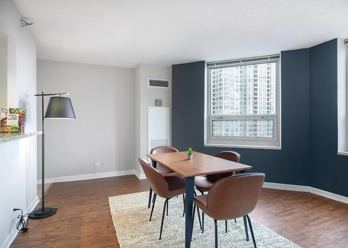 River N 1br W Gym Wd Nr Mag Mile Chi-86 Chicago
