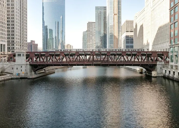 River N 1br W Gym Wd Nr Mag Mile Chi-86 * Chicago
